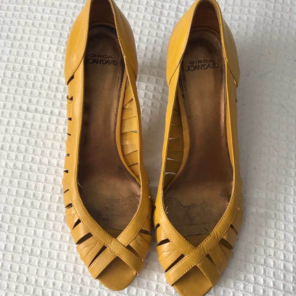 Open Toed Yellow Pumps